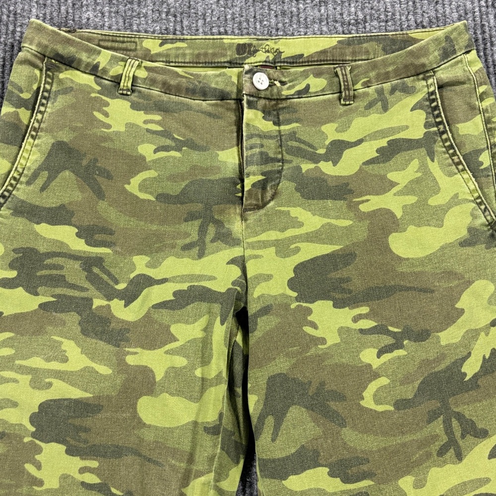 KUT from the Kloth Pants Women 6 Green Camo Straight Leg Mid Rise KP996MA2